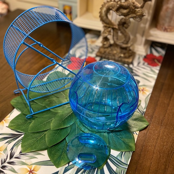 Small Pet Habitat Accessories Bundle with Running Ball and … - Picture 2 of 12